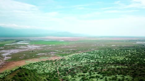 Tranquil-Nature-On-The-Surroundings-In-Lake-Natron,-Tanzania,-East-Africa
