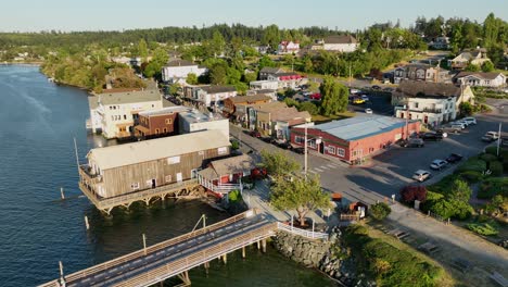 Drone-shot-of-seafaring-town,-Coupeville