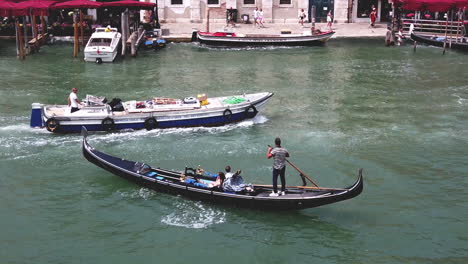 Venice,-Italy,-Europe,-Gondole,-slow-motion,-Gran-Canal,-day-time-59-sec,-HD,-30-frames-a-second