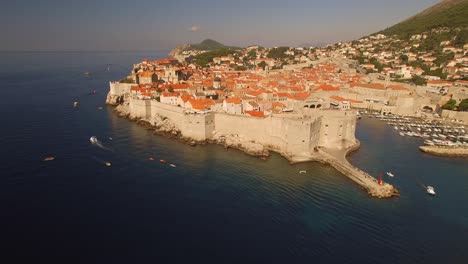 People-kayaking-in-sea-near-Dubrovnik-1