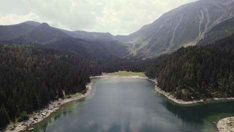 Picturesque-aerial-of-a-mountain-lake