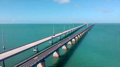 Moving-forward-aerial-drone-shot-of-7-Mile-Bridge-in-Florida-Keys