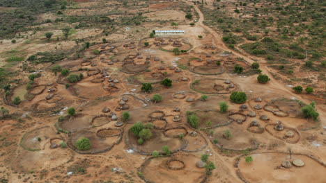 Panoramic-View-Of-Hamer-Tribe-Village,-Omo-Valley-In-Southern-Ethiopia
