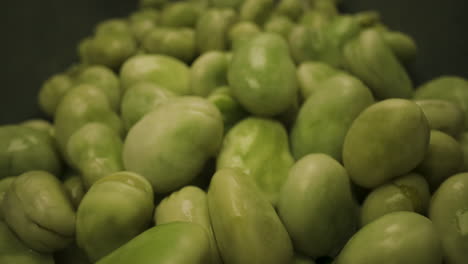 Macro-of-fresh-organic-green-peas-Close-up-texture-of-healthy-vegetarian-food-from-organic-garden