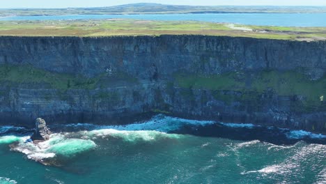 Cliffs-of-moher-drone-fotage-004