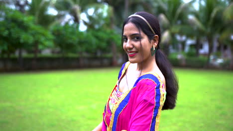Beautiful-Indian-woman-in-traditional-chaniya-choli-for-navratri-11