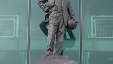 Sir-Matt-Busby-Statue.-Manchester-United-Stadion-Old-Trafford-1