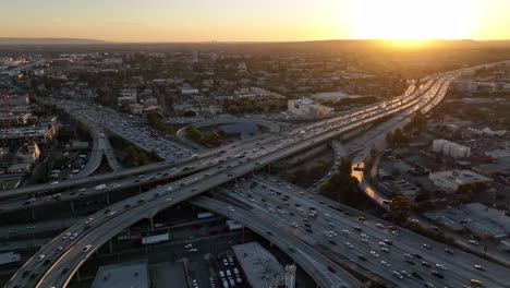 Los-Angeles-at-Sunset-by-the-10-freeway