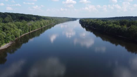 Flying-over-the-Delaware-river-on-a-sunny-cloudy-day-1
