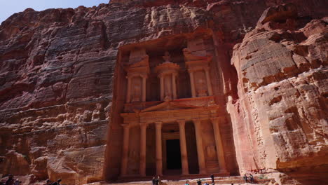 Jordan-Petra-Walking-Through,-Petra-reveal-shot