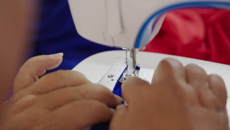 Using-sewing-machine-for-tailoring,-handmade-clothes