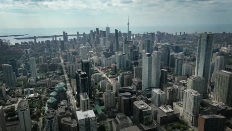 4K-drone-shot-over-Toronto's-downtown-core,-looking-south