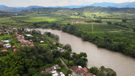 Wunderbare-Flüsse-Und-Landschaften-Kolumbiens-7