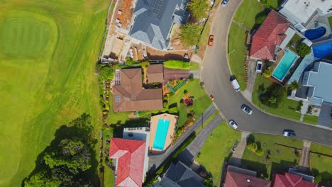 Drone-shot-of-houses-and-golf-course-in-Sydney-Australia-2