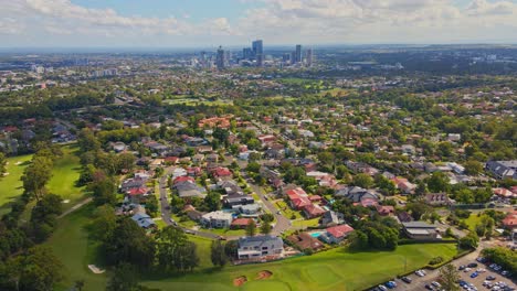 Drone-shot-of-houses-and-golf-course-in-Sydney-Australia