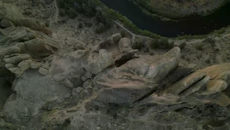 Aerial-Close-Up-View-of-Smith-Rock-formations