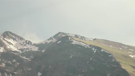 Panorámica-Del-Parque-Nacional-De-Las-Montañas-Rocosas-Montaña-|-Monte-Ida