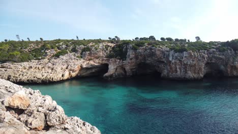 Playa-En-La-Isla-De-Mallorca
