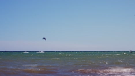 Lapso-De-Tiempo-De-Los-Kitesurfistas-En-El-Mediterráneo