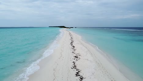 Dhigurah-is-one-of-the-inhabited-islands-of-Alif-Dhaal-Atoll-in-Maldives,-beautiful-drone-clip