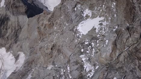 Cliff-face-and-Lion-Ridge-on-Mount-Cervino,-Mont-Cervin-in-Alps