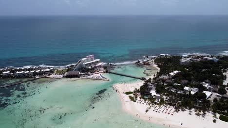 Aerial-drone-orbiting-shot-over-Isla-Mujeres-island-in-Quintana-Roo,-Mexico-at-daytime