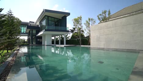 Modern-and-Minimal-Pool-Villa-Exterior-Design,-No-People-1