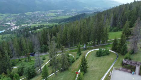 Seilbahn-Des-Gubałówka-gebirges-In-Der-Nähe-Der-Polnischen-Tatra