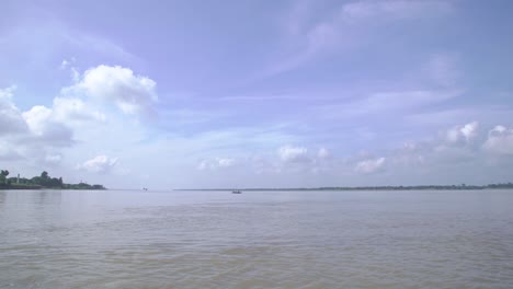 Río-Muy-Vasto-En-Bengala