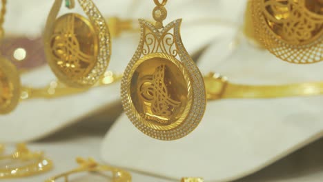 Turkish-Jewelry-Tughra-calligraphic-emblem-of-Turkish-rulers