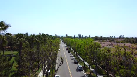 Aerial-street-view-of-Woodbury-neighborhood-in-Irvine,-Orange-County