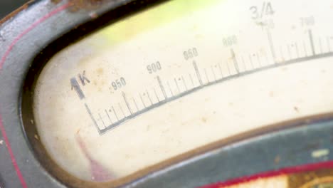 Antique-Mercantile-Scales,-detail-of-needle-indicator-dial