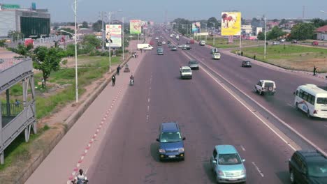 Weekend-afternoon-traffic-on-Lumumba-boulevard-in-Kinshasa---Congo-DRC
