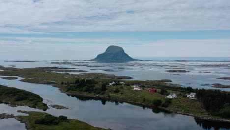 Tranquil-Scenery-Of-Lovund-In-Nordland-County,-Norway---aerial-drone-shot