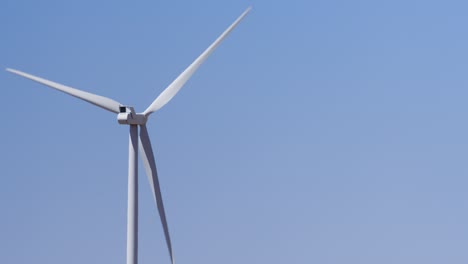 A-moving-wind-turbine-in-the-hot-Idaho-desert