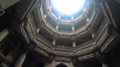 Adalaj-Stepwell-an-ancient-monument-made-for-water-storage-as-well-as-businessmen-to-stay