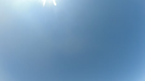 Clear-blue-sky-with-a-fog-of-clouds-moving-slowly