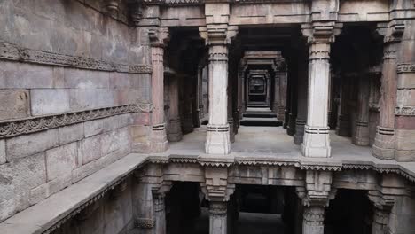 Bai-Harir-Vav--Architektur,-Ahmedabad,-Indien