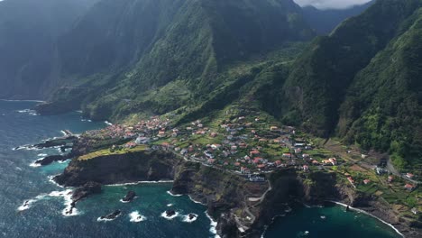 Aerial-clip-over-the-dramatic-coastline-of-Madeira-during-a-sunny-summer-day