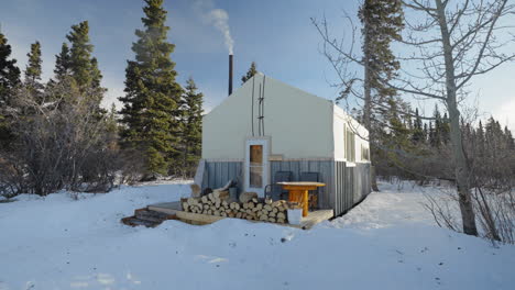 Wall-Tent---Yurt-chimney-blowing-smoke-in-thee-winter-time