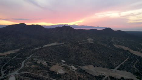 Drohne-Geschossen-Im-Abstieg-Der-Bucht-Von-Ensenada-De-Los-Muertos-In-Baja-California-Sur-Mexico