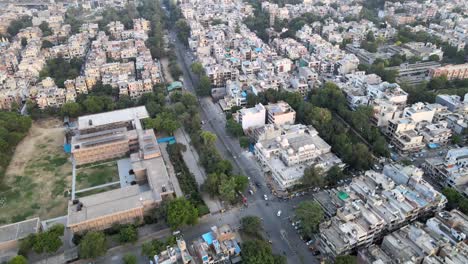 Top-Luftaufnahme-Der-Dächer-Der-Indischen-Stadt-Neu-Delhi-West-Delhi-4k-1