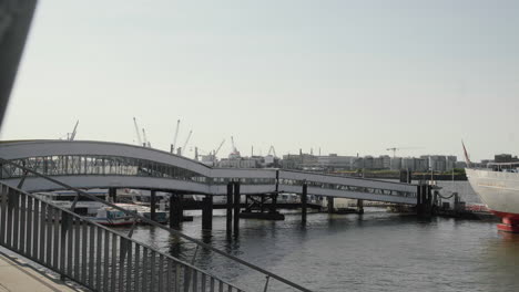 Hamburg-Überseebrücke-At-Landungsbrücken-In-The-Morning