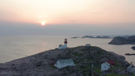 Dronefootage-of-Lindesnes-lighthouse.-Norway's-oldest-lighthouse-1