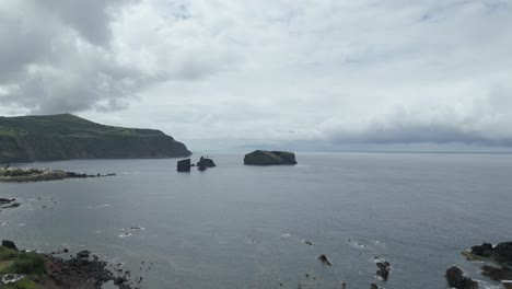 Escarpada-Costa-De-Las-Islas-Azores-Portuguesas-En