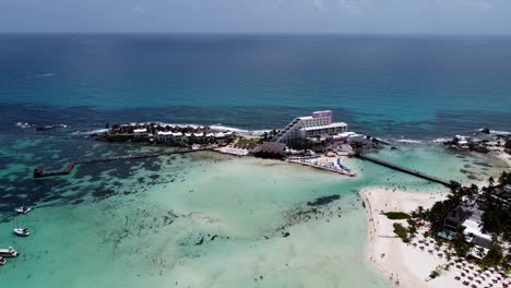 Eine-Luftaufnahme-Des-Strandes-Von-Isla-Mujeres
