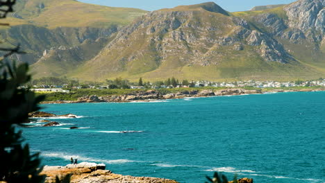 Seaside-town-Hermanus-famous-for-its-land-based-whale