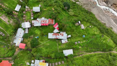Aerial-Drone-fly-view-of-a-Lodge,-Hostal,-Camping,-hotel,-cabana-on-the-trekking-route-to-Machu-Picchu,-Peru-2