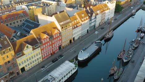 Vogelperspektive-Auf-Den-Berühmten-Nyhavn-Hafen-In
