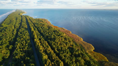 Küste-Der-Ostsee-Auf-Der-Halbinsel-Hel,-Polen,-Luftbild
